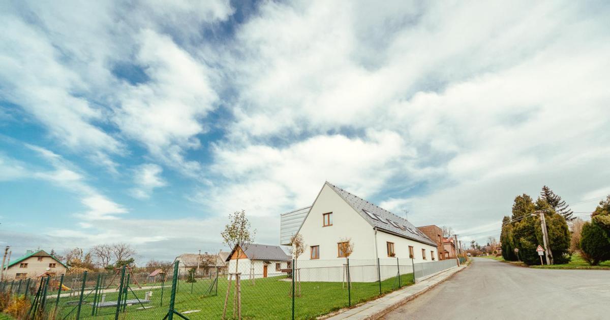 Apartmány Dalov Sternberk Exterior foto