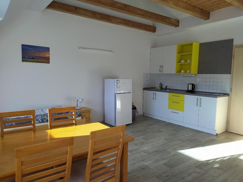 Apartmány Dalov Sternberk Exterior foto